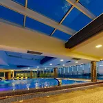 Luxury 3 Bedroom Private Apt In Beachfront Hotel