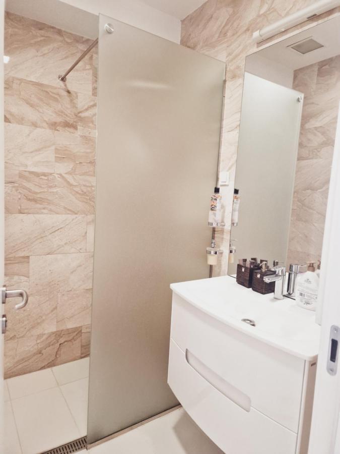 Luxury 3 Bedroom Private In Beachfront Apartment Budva